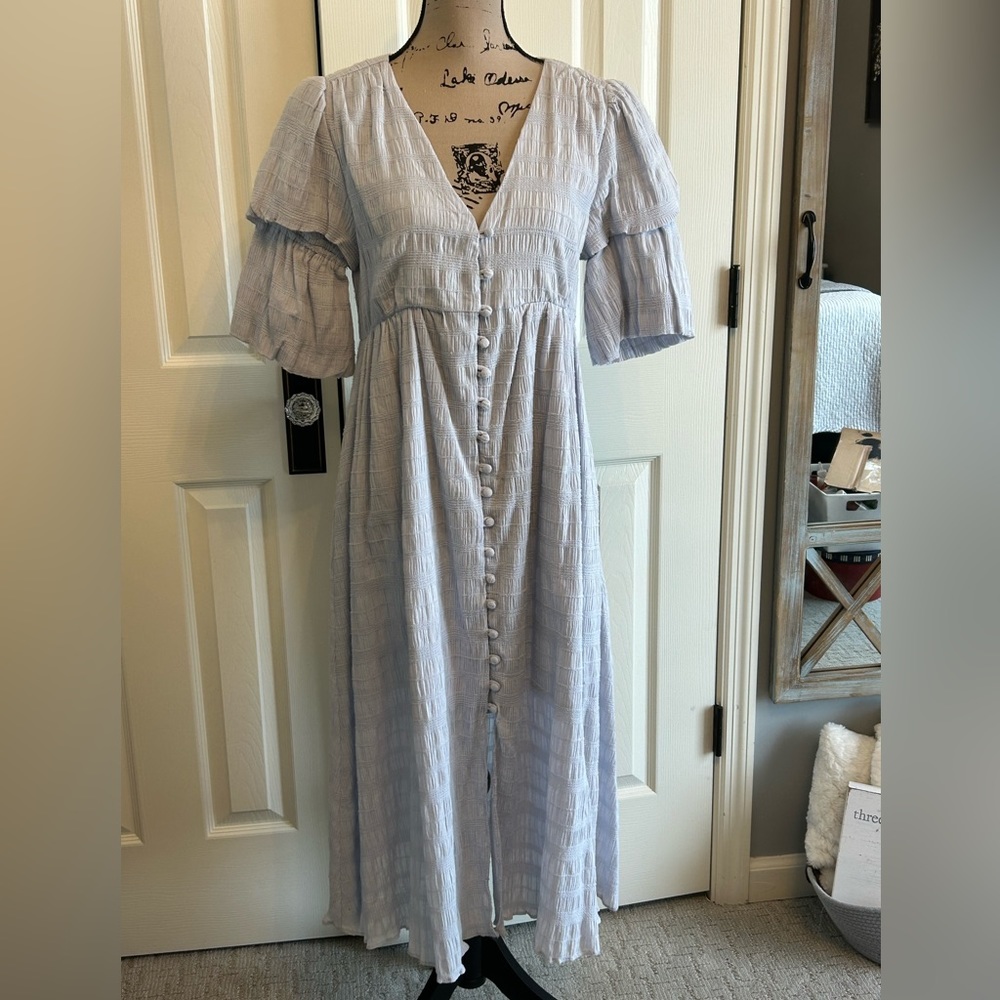 Chelsea & Violet Blue b-neck button front dress with Puff Sleeves nwt